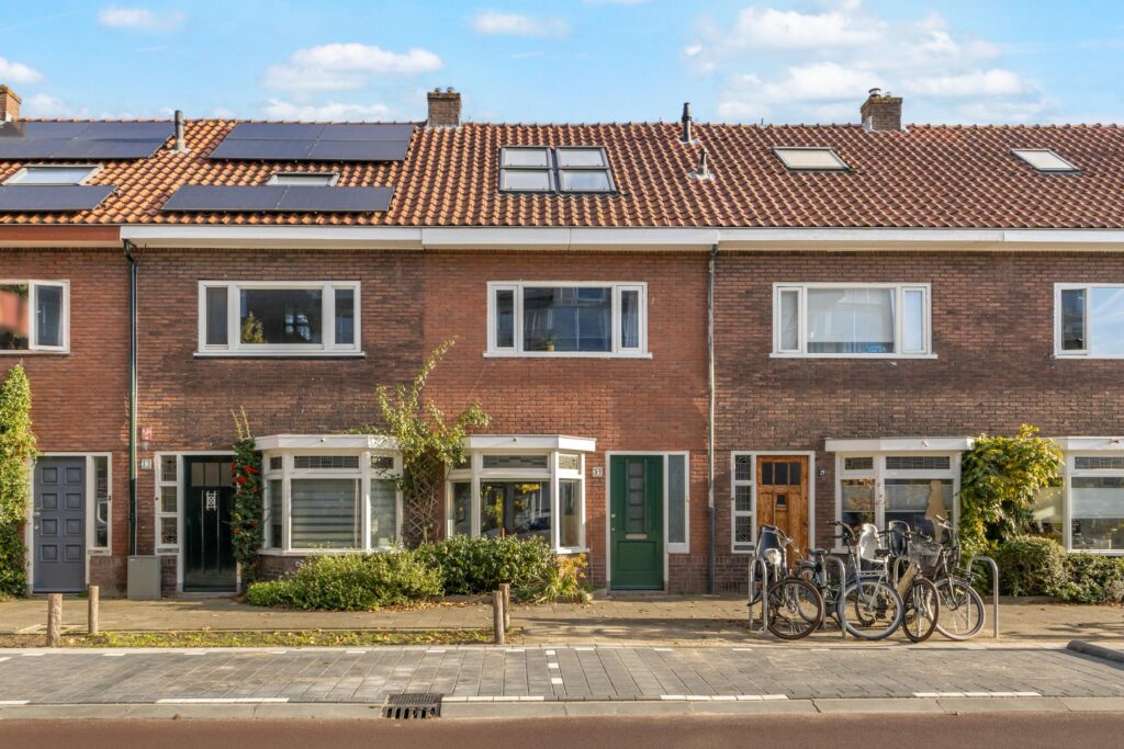 Adriaan van Bergenstraat 31